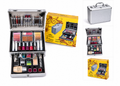 CLASSIC DELUXE MAKE UP SET